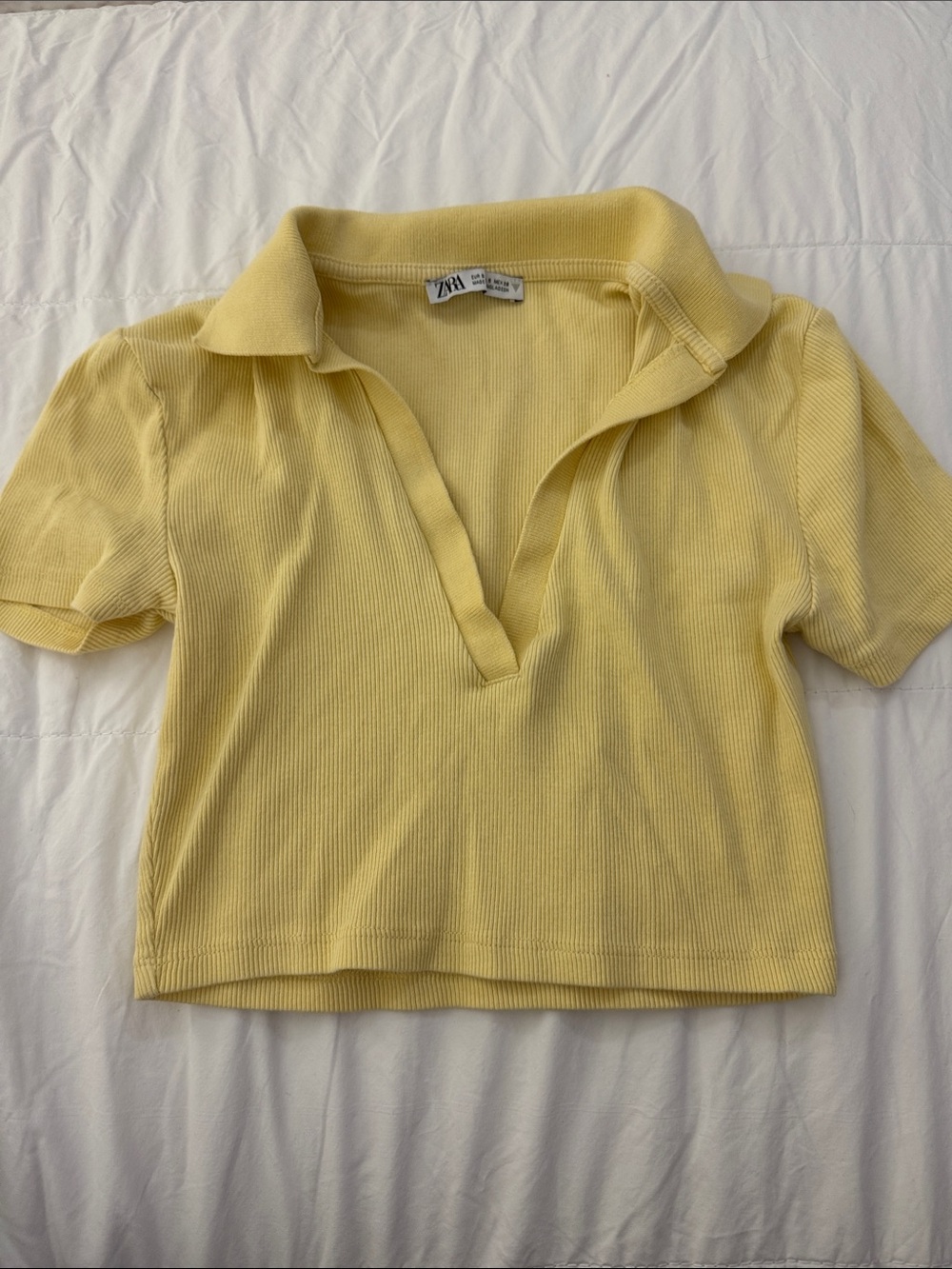 Zara Women’s Pale Yellow Ribbed Polo Top